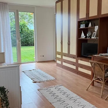 Balaton Nova Apartment-beachfront * 希欧福克