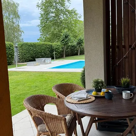 Balaton Nova Apartment-beachfront * 希欧福克